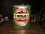 Sinclair Emerald Auto Oil 2 gallon can early version, (some light paint fading) RARE can.  [SOLD]  